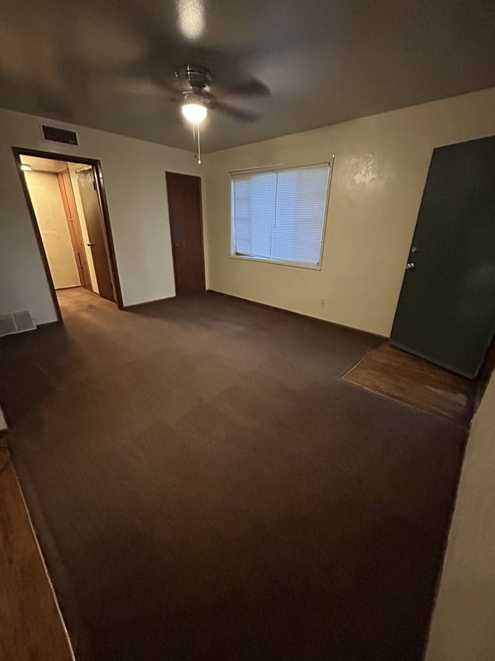 2809 Duncan Dr #1 - Photo 4 of 15