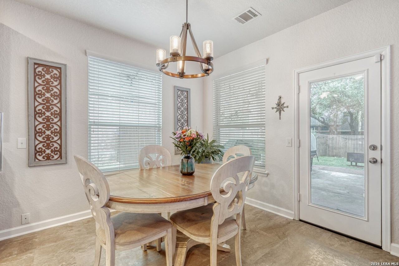 4719 River Rock - Photo 6 of 23