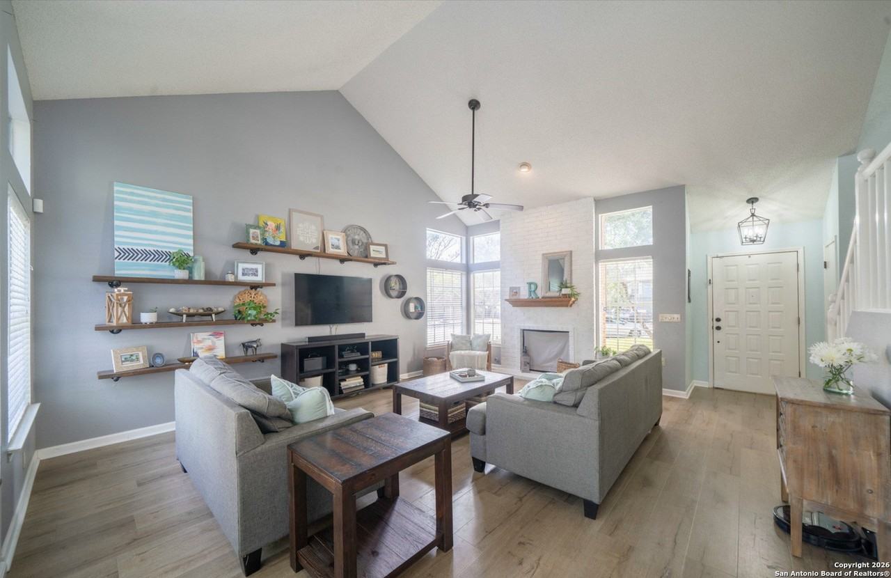 2435 Pendant Oak - Photo 6 of 22