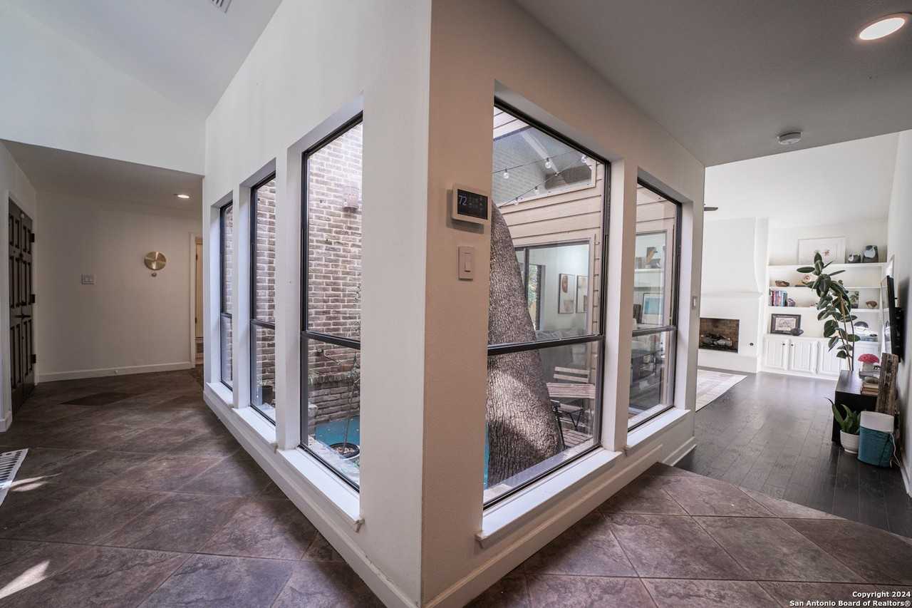 16814 Turkey Point St - Photo 5 of 41