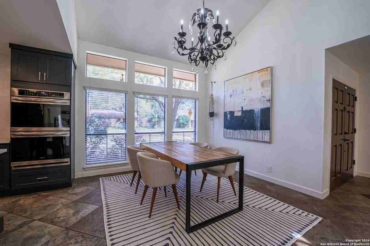 16814 Turkey Point St - Photo 6 of 41