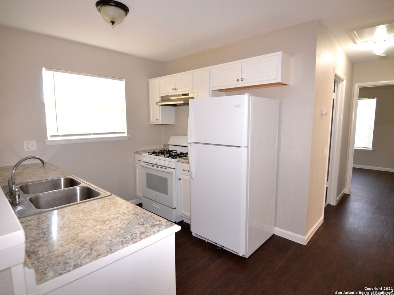 5123 Village Gln - Photo 6 of 13