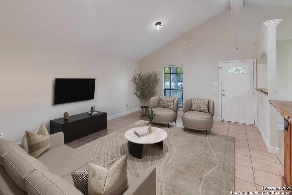 445 Scenic Hills Dr - Photo 4 of 24