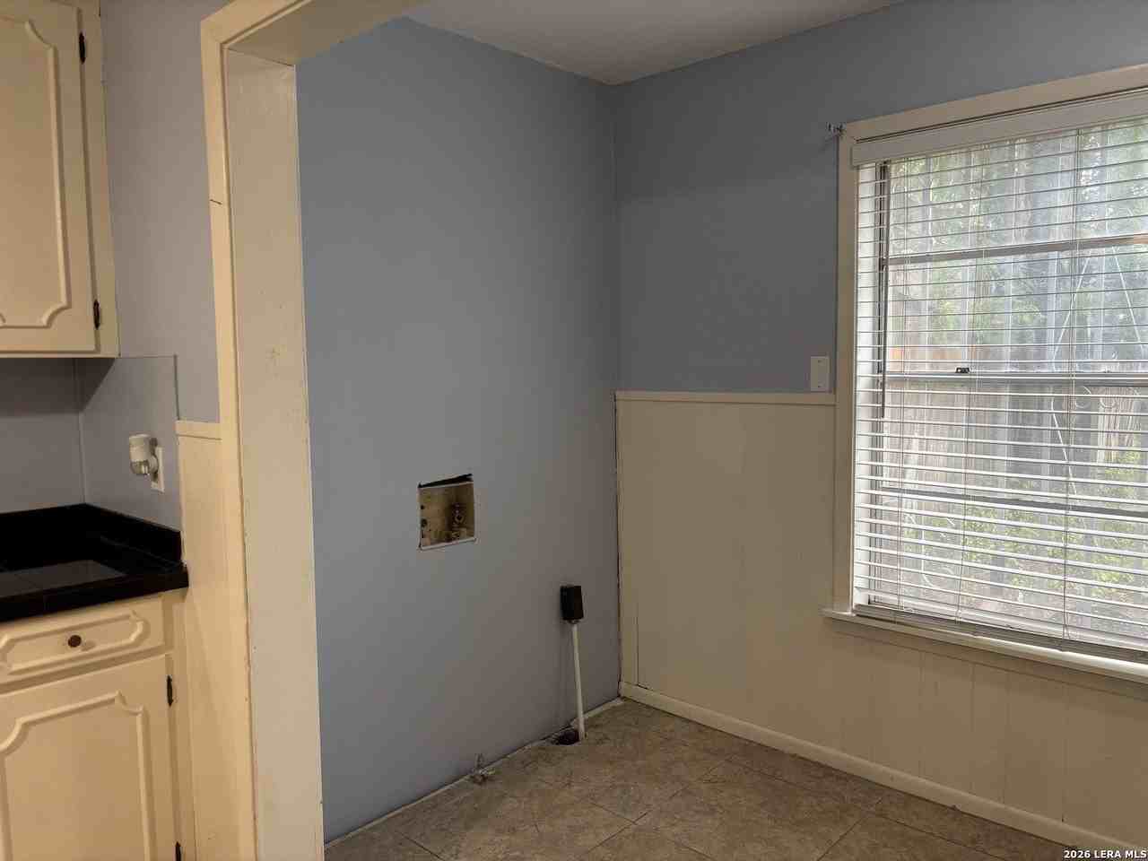 1021 S Alamo St - Photo 7 of 28