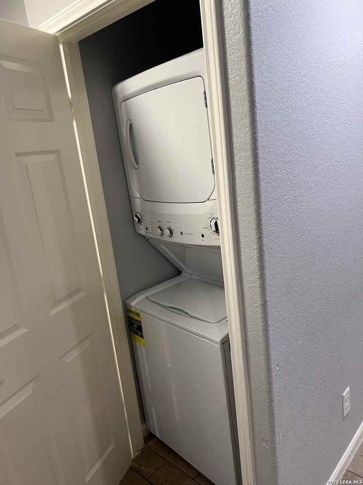 11110 Baywood St - Photo 7 of 10