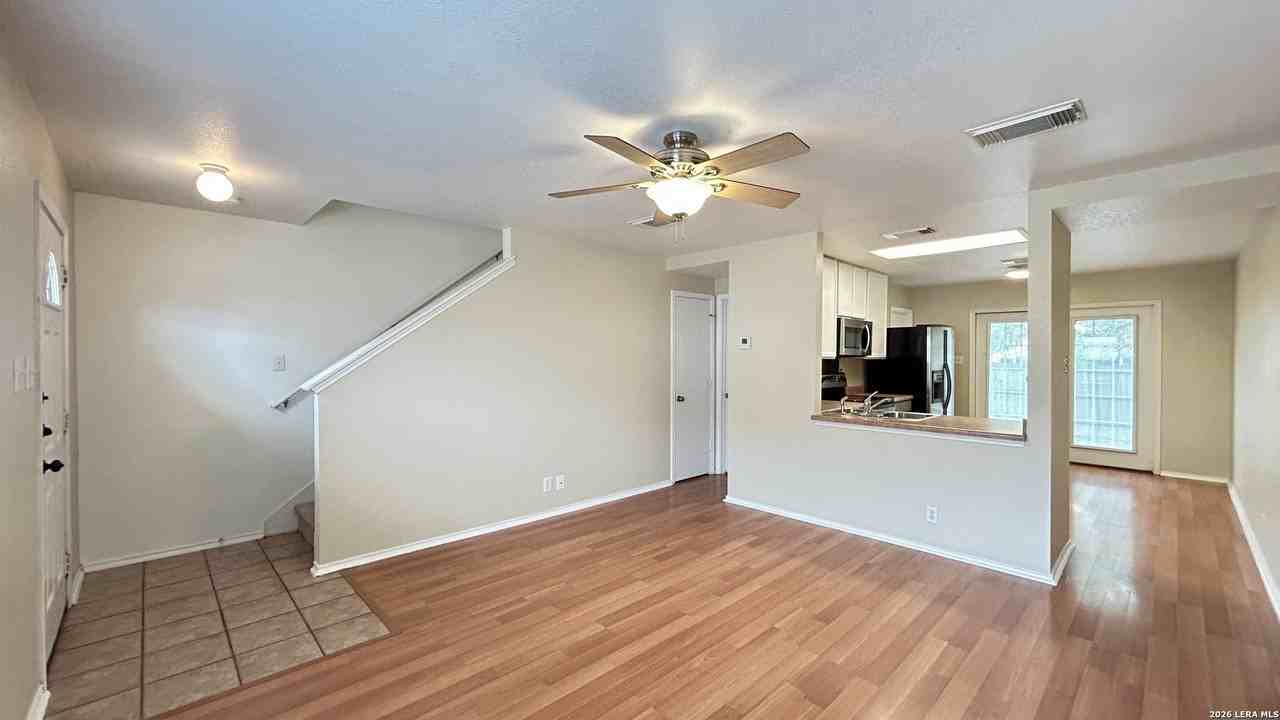 35 Caswell Cir - Photo 5 of 27
