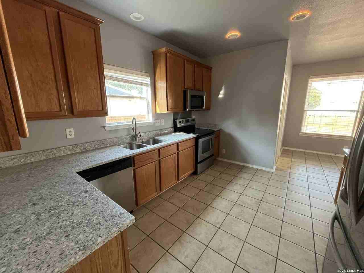 606 Campion Red - Photo 5 of 32