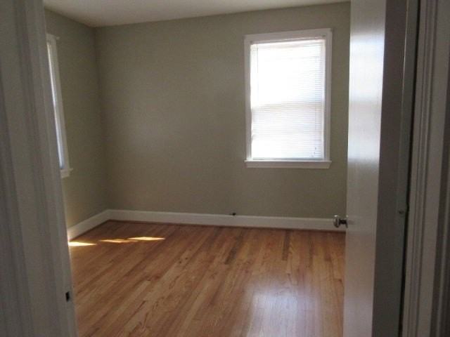 524 W Calhoun St - Photo 7 of 9