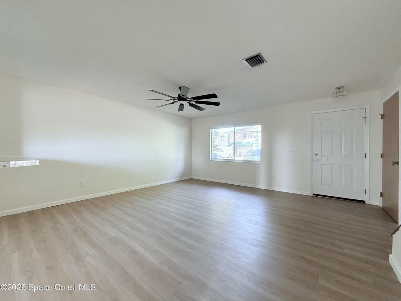 1882 Murrell Rd #J36 - Photo 5 of 24