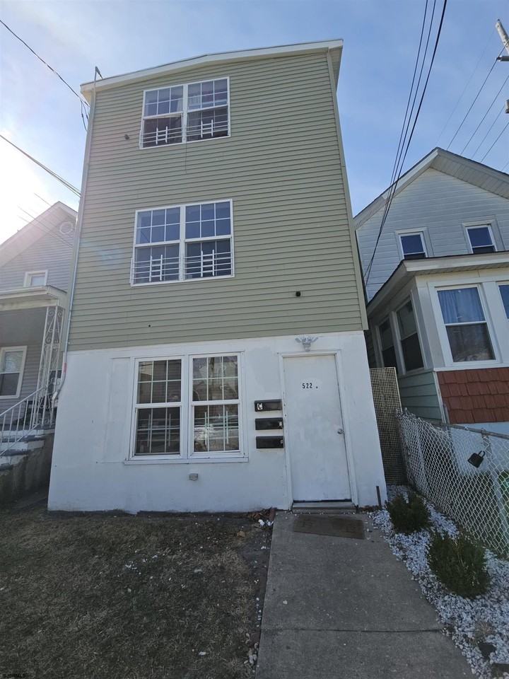 522 N Indiana Ave