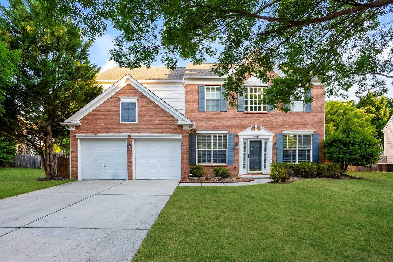 10313 Scotch Pine Cir