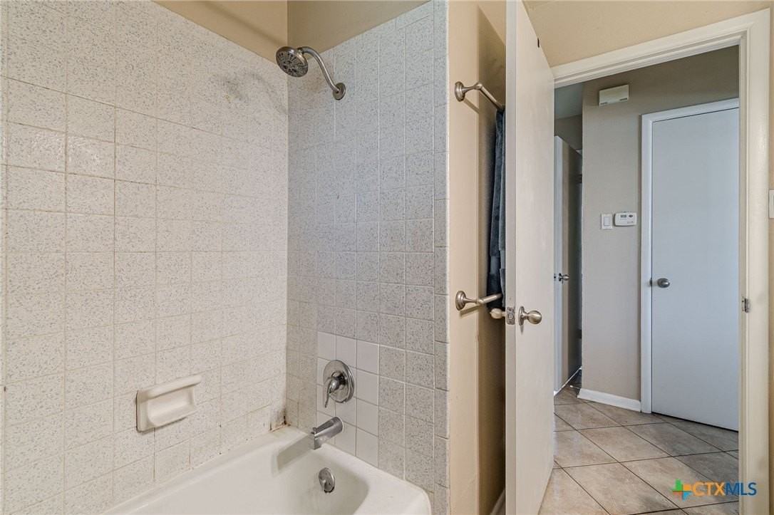 324 Craddock Ave - Photo 7 of 29