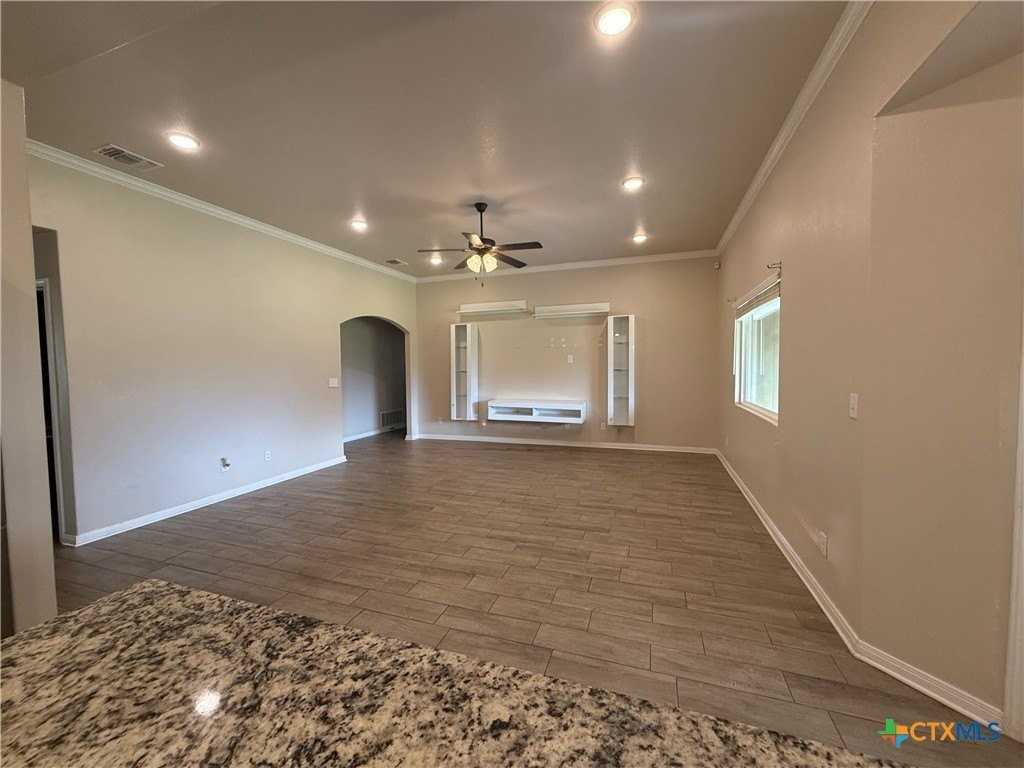 7702 Blue Nile Dr - Photo 3 of 13