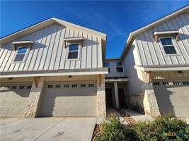 featured image of 340 Untermaier St
