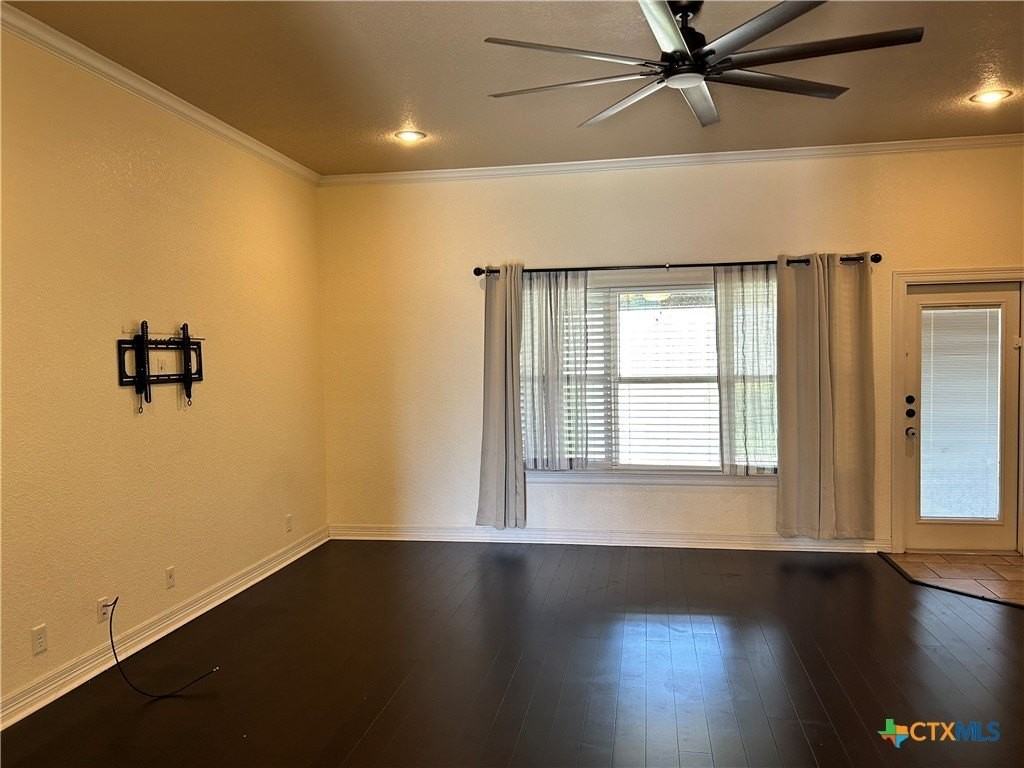 1621 Rusty Spur Dr - Photo 2 of 27