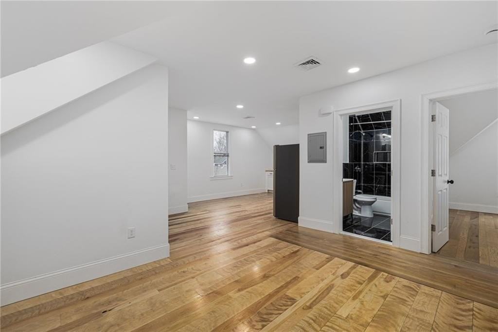 30 Cypress St #3 - Photo 7 of 22