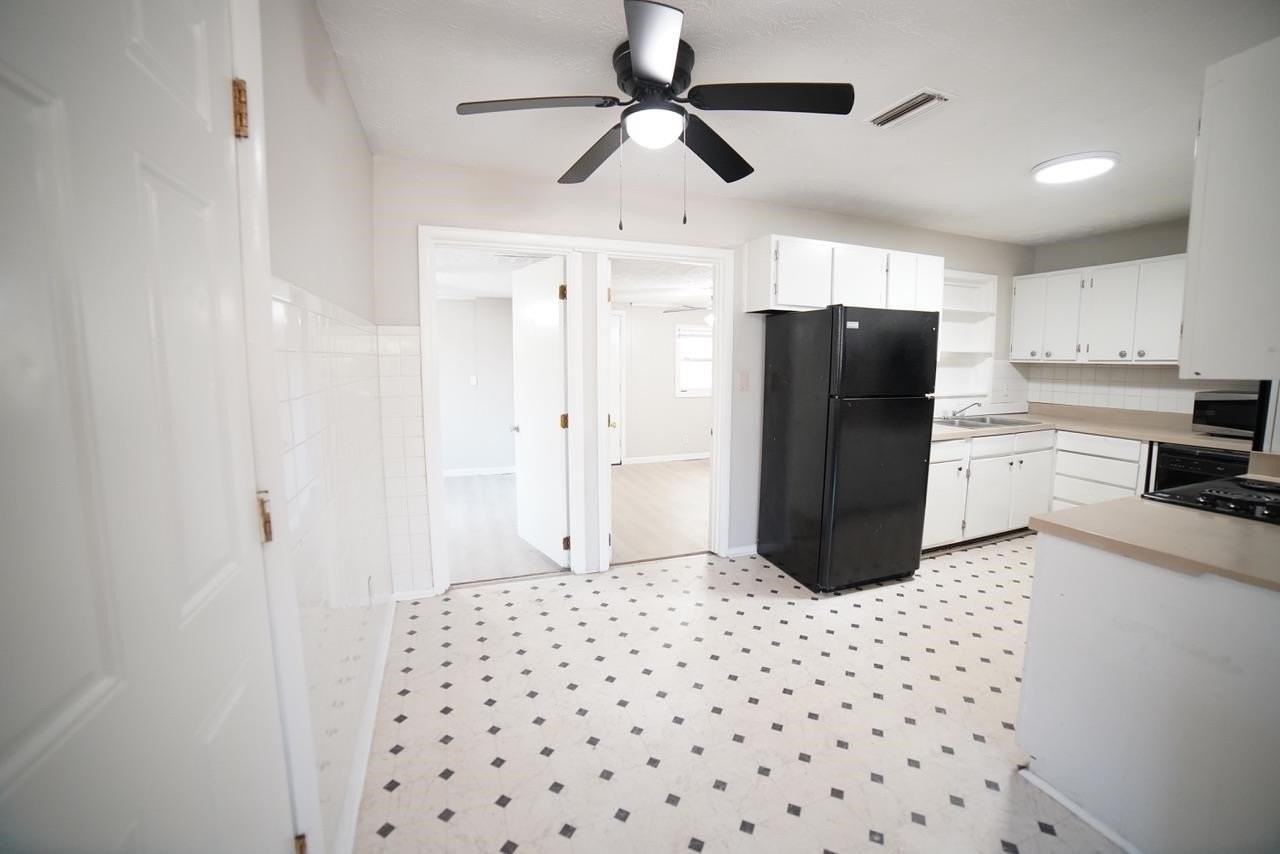 318 Meadowbrook Ln - Photo 7 of 26