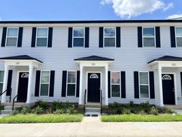 featured image of 2250 Del Carmel Way