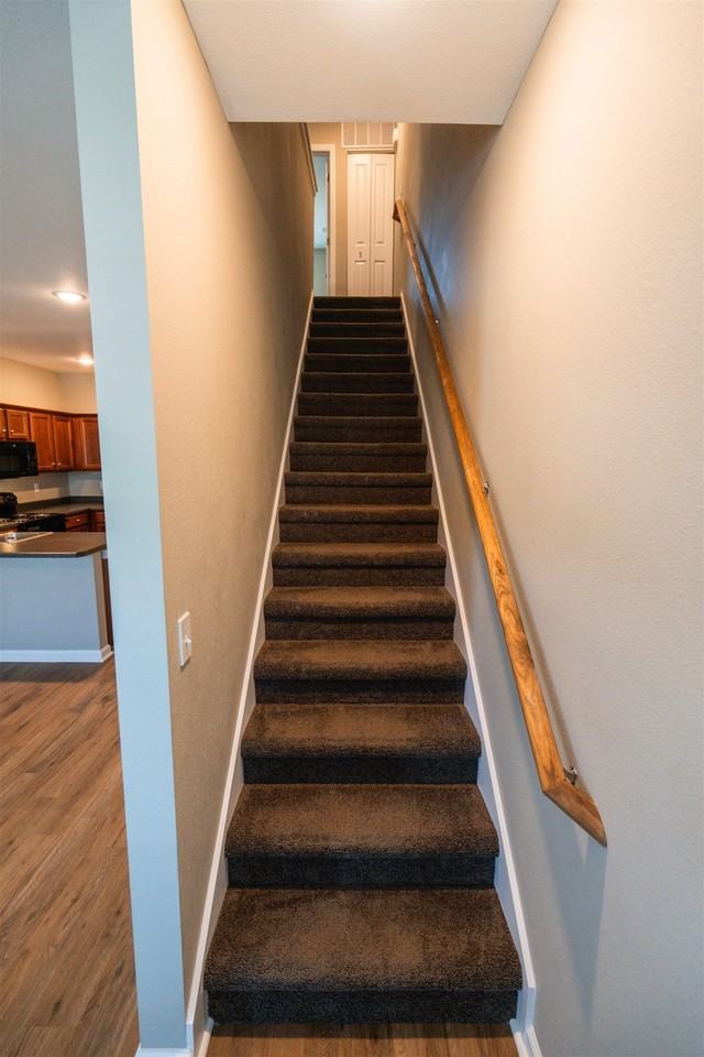 2250 Del Carmel Way - Photo 3 of 27