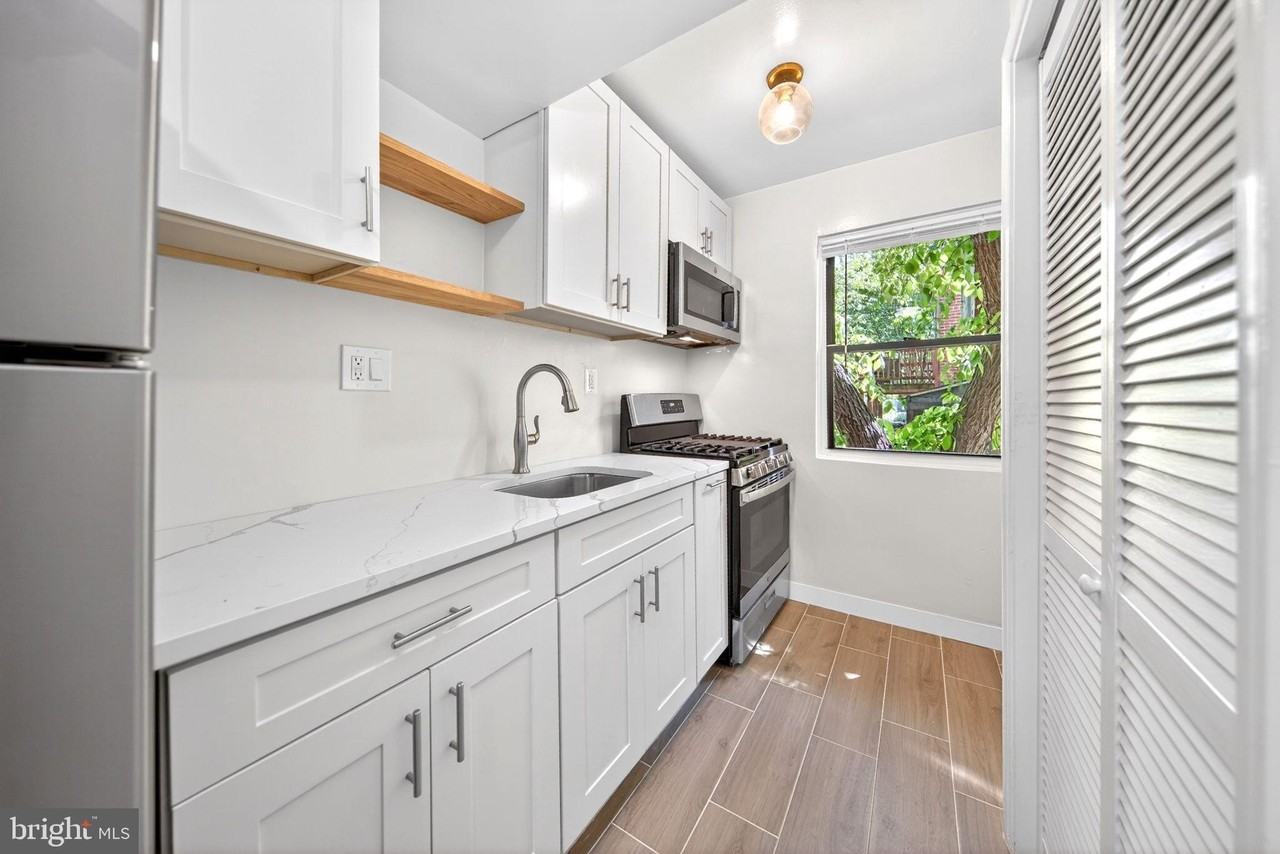 1631 6th St Nw #8 - Photo 5 of 28