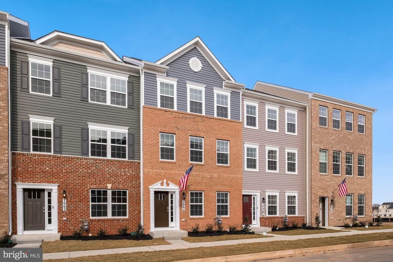 7064 Delegate Pl - Photo 3 of 23