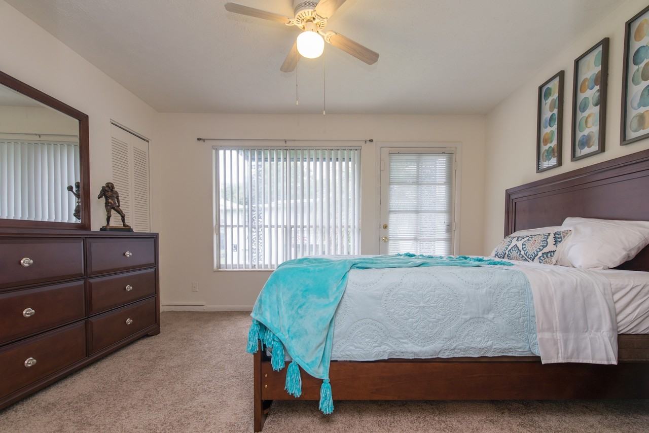 1324 NW 16TH AVENUE16 #16 - Photo 7 of 10