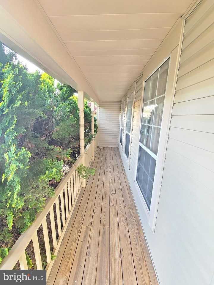 18552 Cape Jasmine Way - Photo 3 of 45