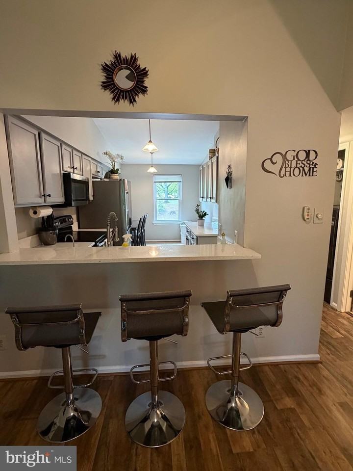 20313 Beaconfield Ter #201 - Photo 7 of 20