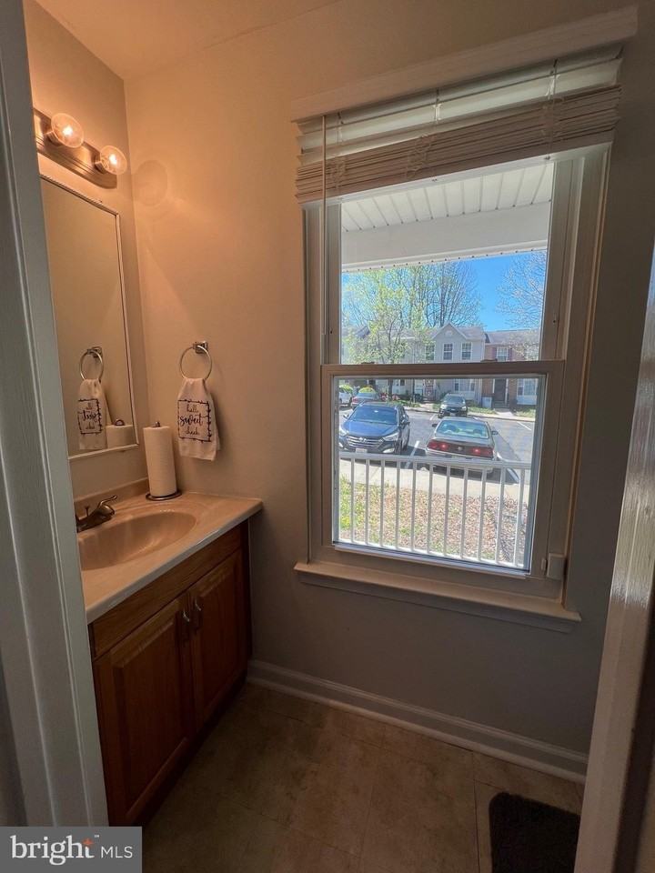 3011 Henson Bridge Ter - Photo 4 of 17