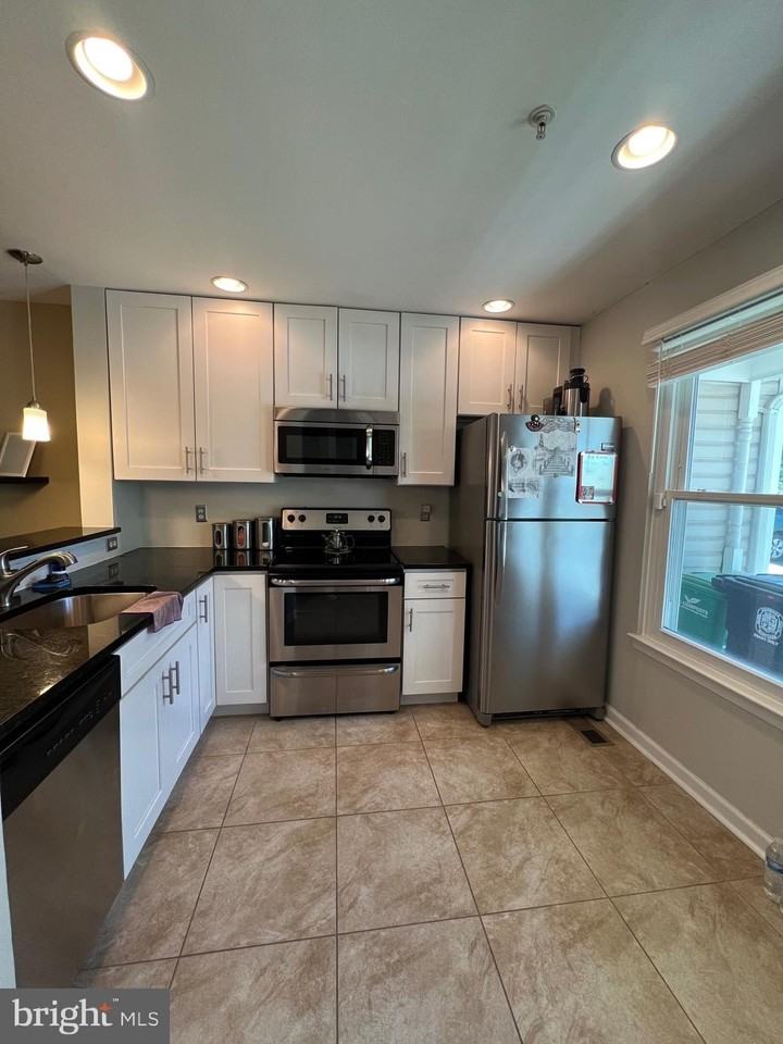 3011 Henson Bridge Ter - Photo 5 of 17