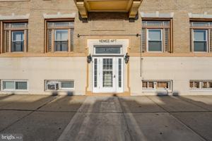 featured image of 3809 VENTOR Avenue #6