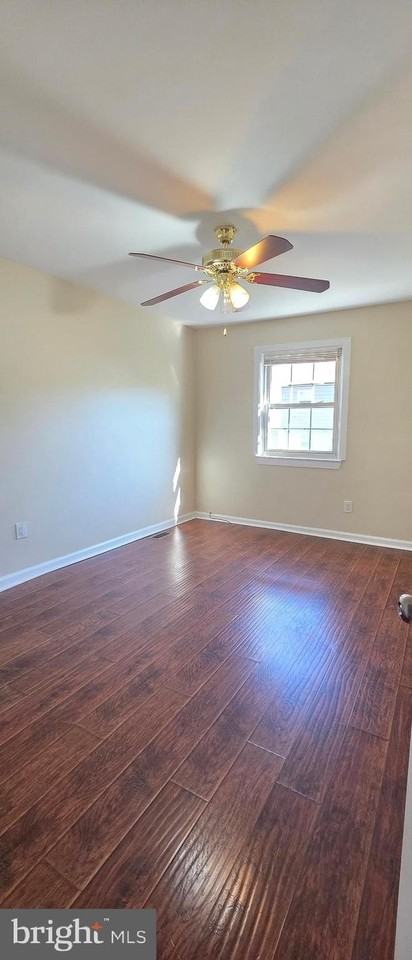 1387 Abbey Way - Photo 7 of 11