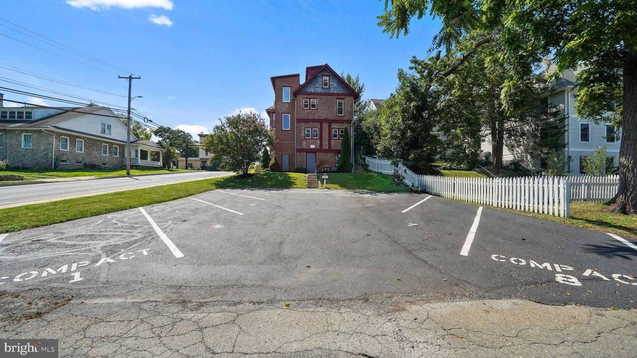 119 S Broad St #3 - Photo 6 of 7