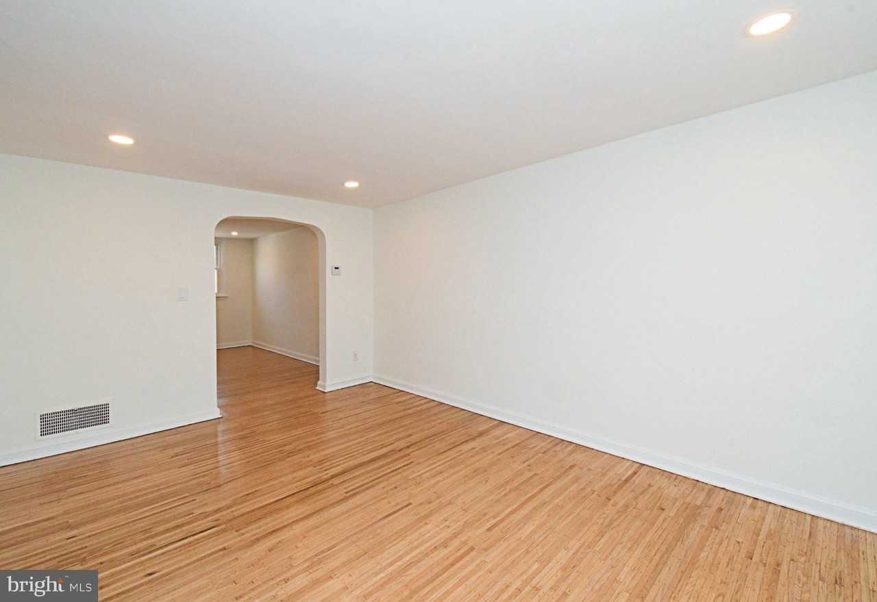 2219 Ardmore Ave - Photo 5 of 40