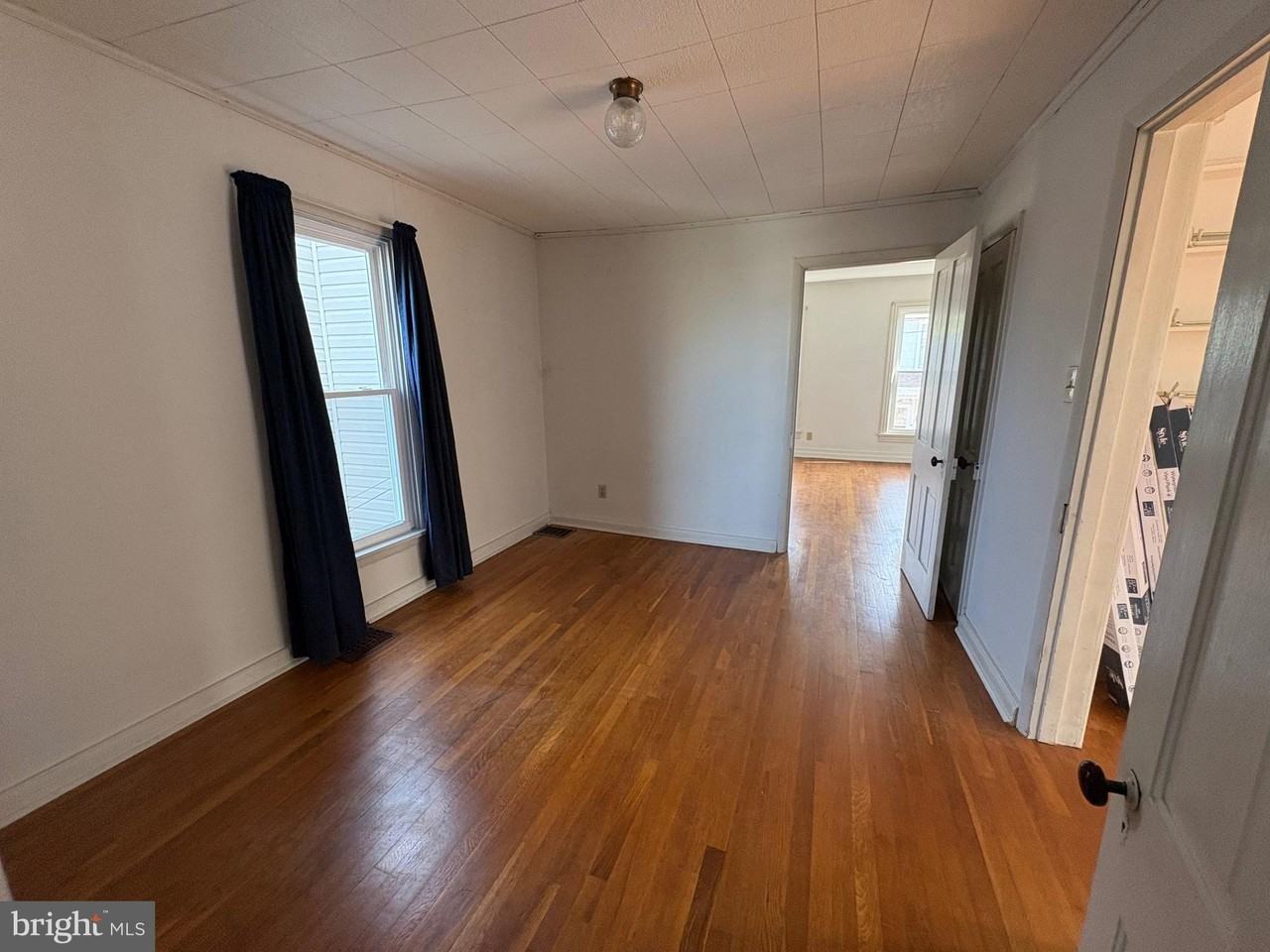 50 E North St #2 - Photo 5 of 10