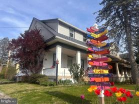 229 Iona Ave - Photo 1 of 1