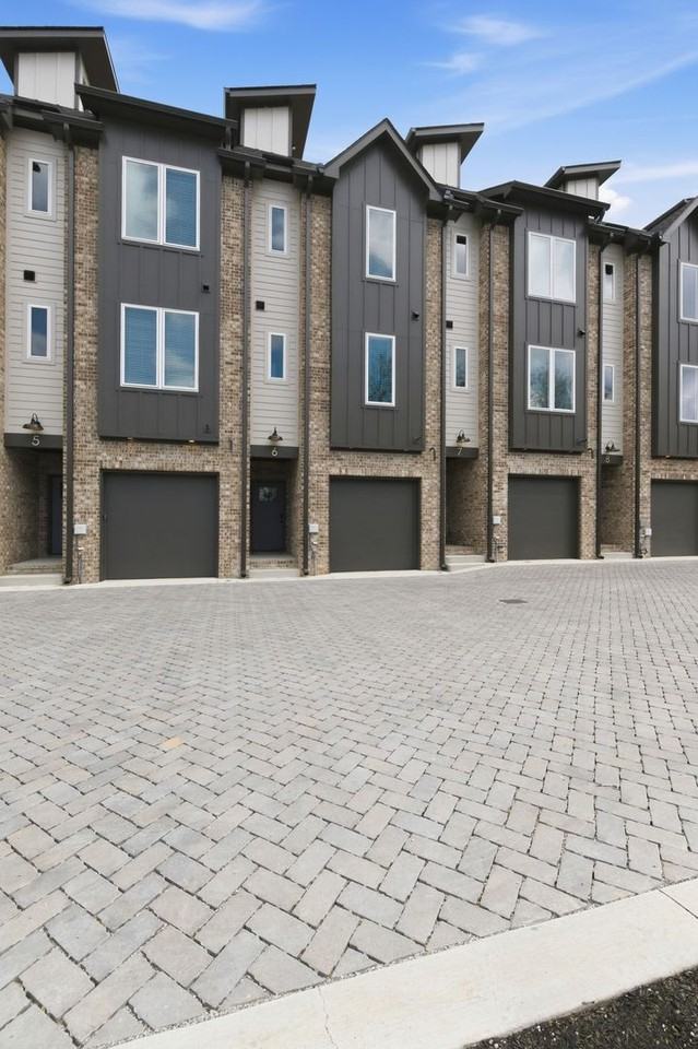 6305 Robertson Ave - Photo 2 of 28