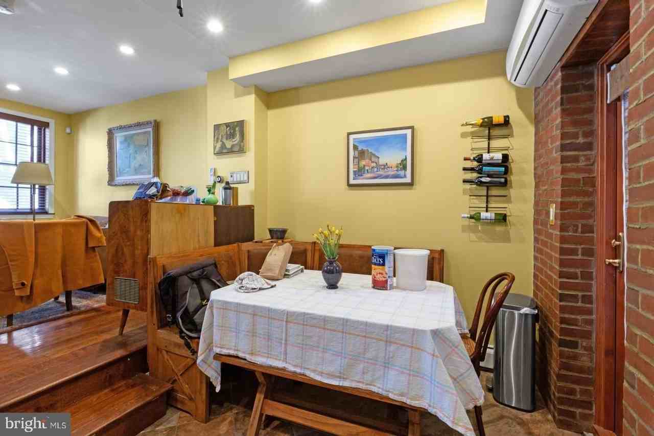 928 Irving St - Photo 7 of 23