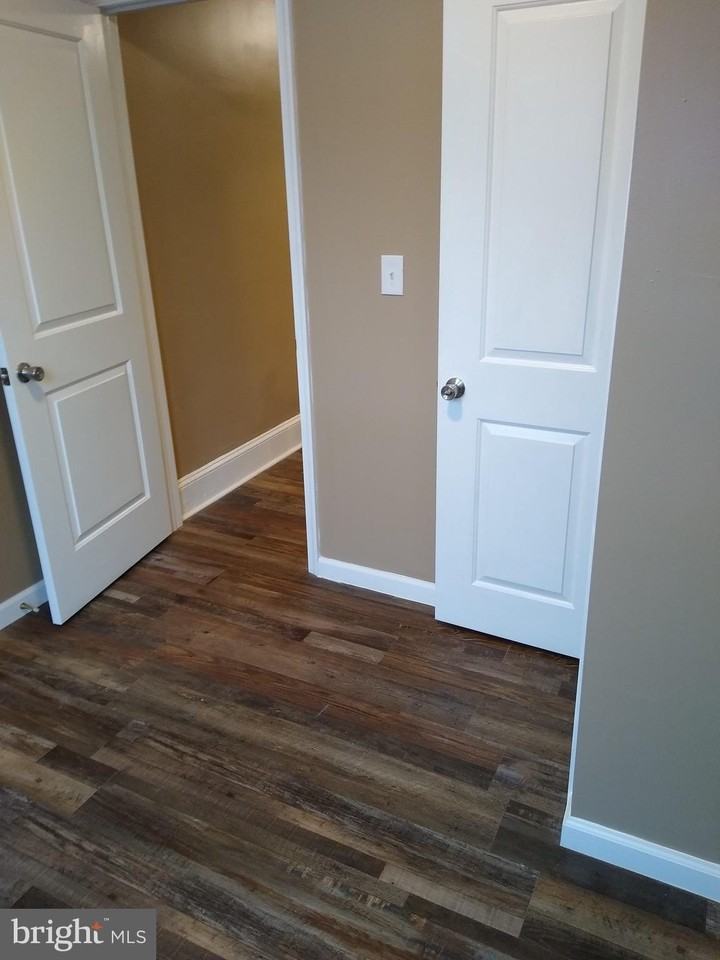 2054 E Ann St - Photo 5 of 50