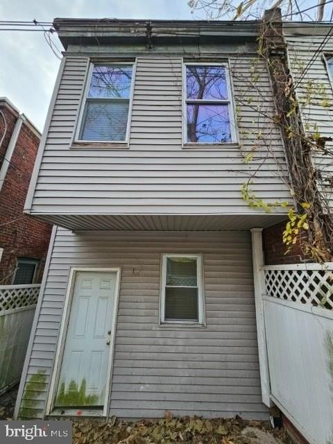 3025 Redner St - Photo 5 of 15