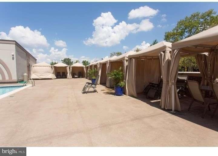 2011 N 8th St #109 - Photo 5 of 21