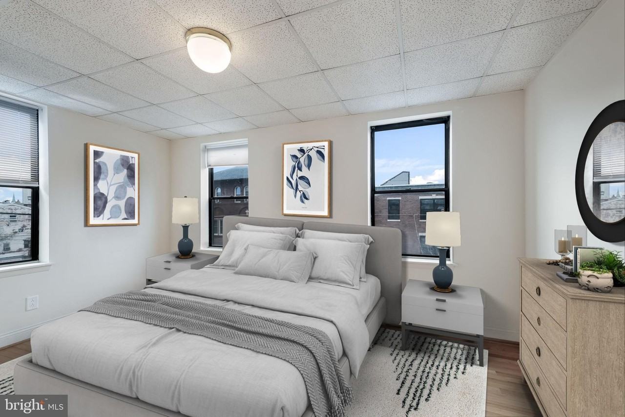 937 Christian St #2R - Photo 4 of 15