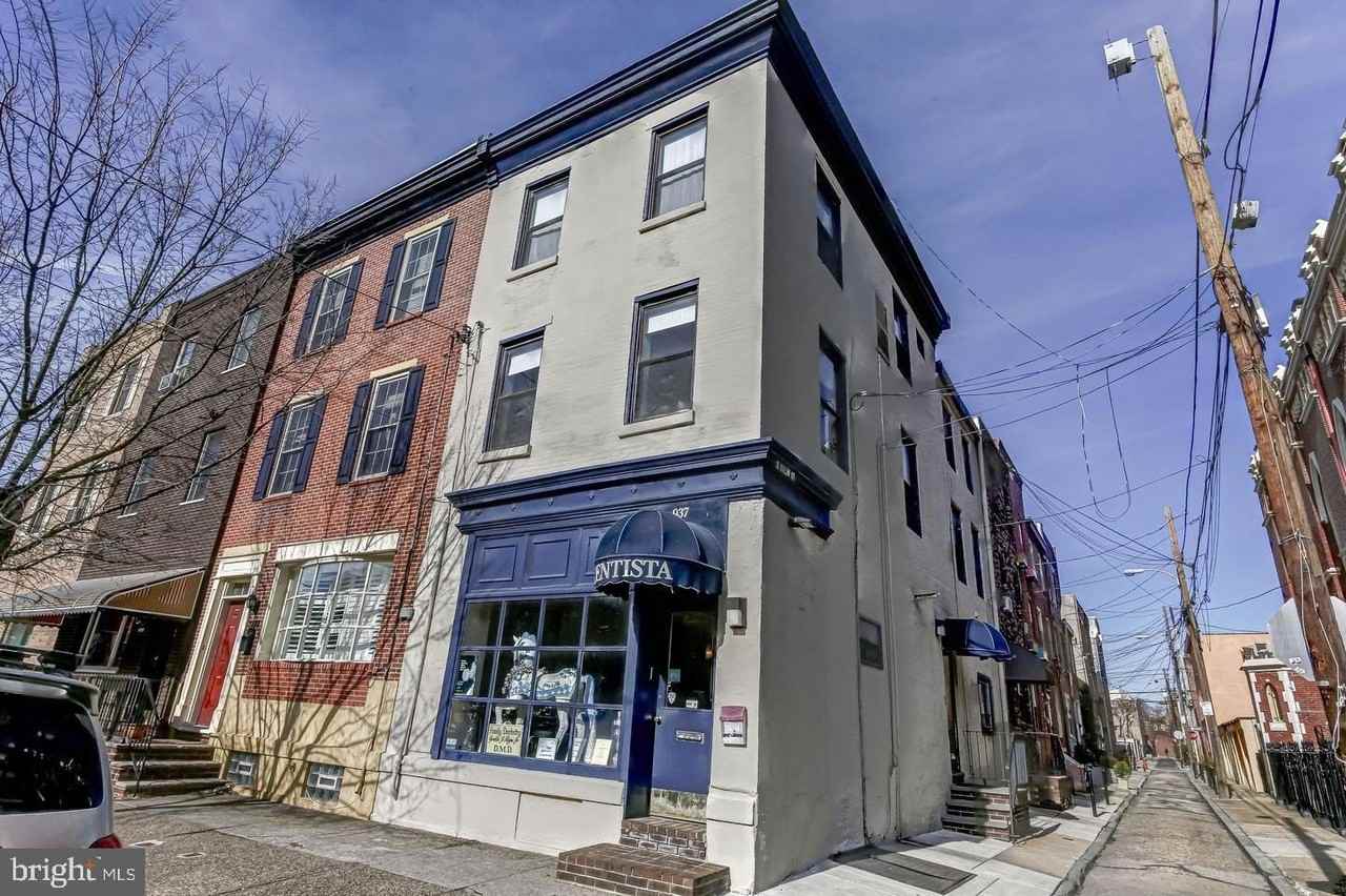 937 Christian St #2R - Photo 6 of 15