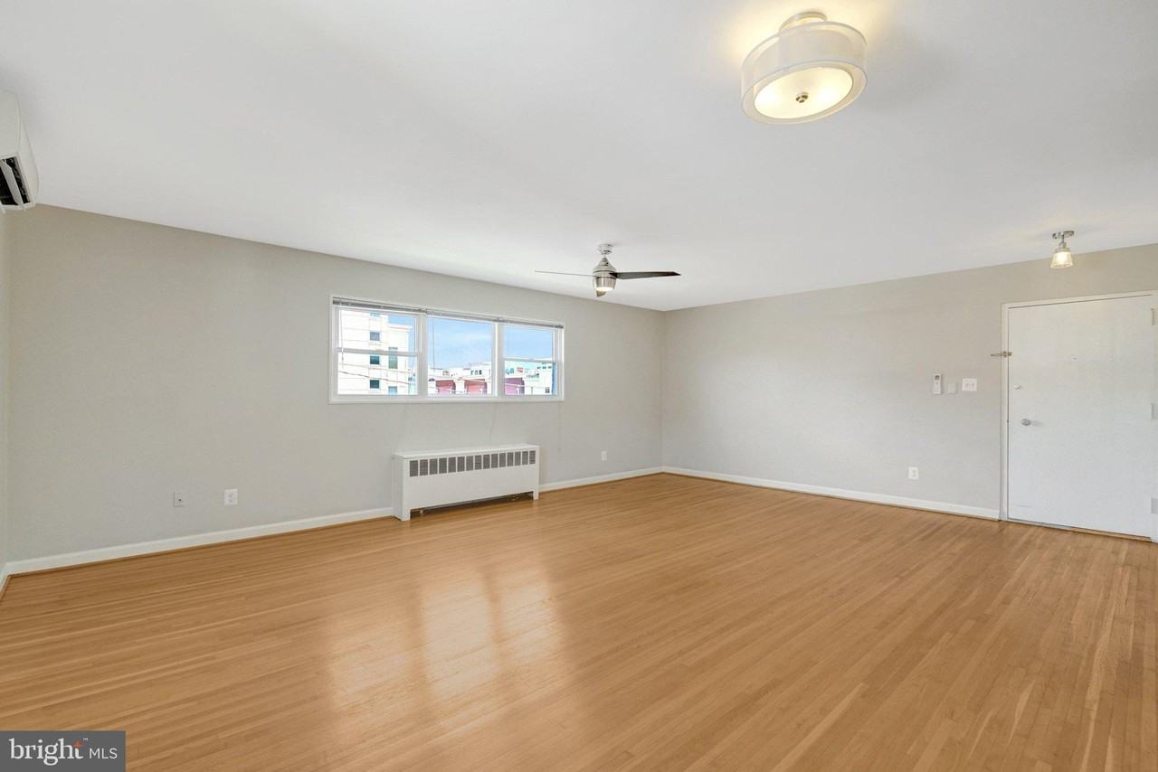 1510 N Rolfe St #6 - Photo 5 of 26