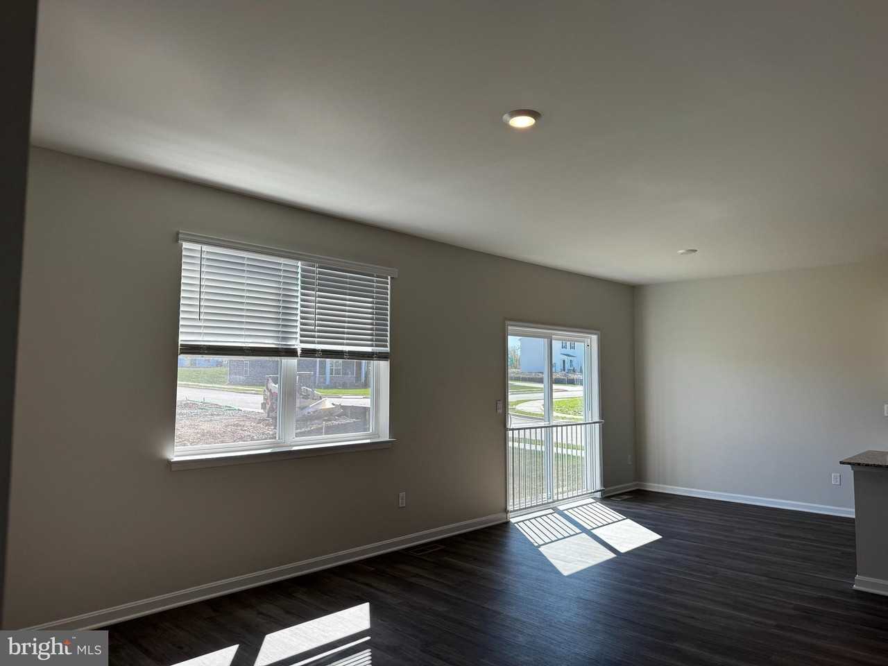 109 Lemley Dr - Photo 5 of 41