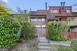 3911 Woodhue Pl - Photo 1 of 1