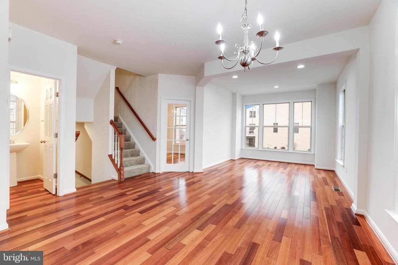 42639 Chisholm Dr - Photo 2 of 50