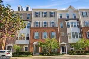 featured image of 43849 Kingston Station Ter