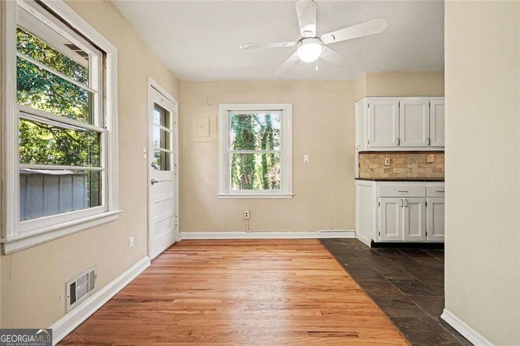 1689 San Gabriel Ave - Photo 7 of 22