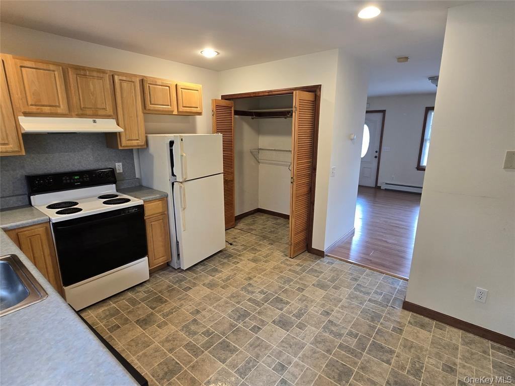 369 New Unionville Rd - Photo 7 of 8